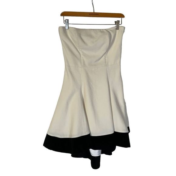 Gomez-Garcia Women's size 10 Ivory Black trimmed Sleeveless high low Dress - Picture 2 of 7